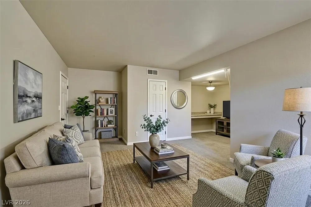 4450 Sandy River Drive #77 Las Vegas, NV 89103