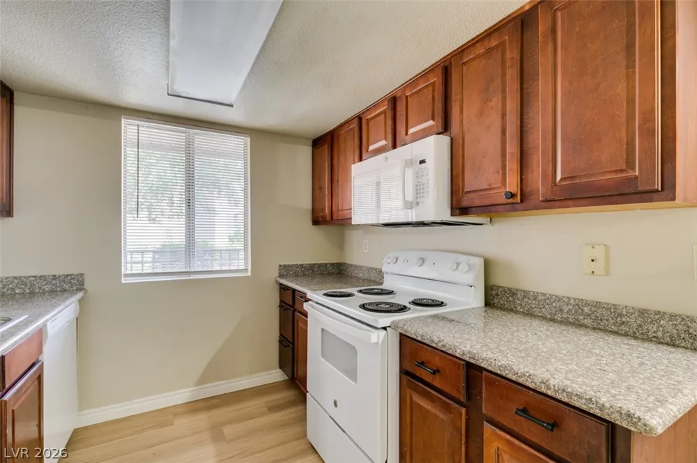 4450 Sandy River Drive #77 Las Vegas, NV 89103