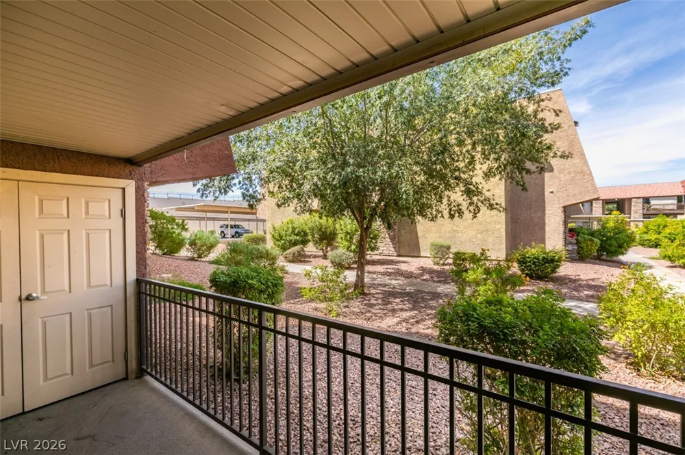 4450 Sandy River Drive #77 Las Vegas, NV 89103