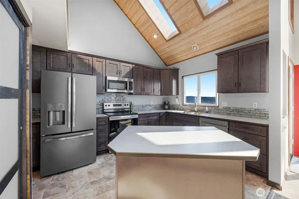 14 S Beach Drive #H Everett, WA 98206