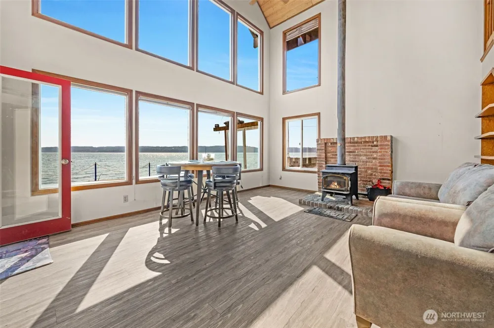 14 S Beach Drive #H Everett, WA 98206