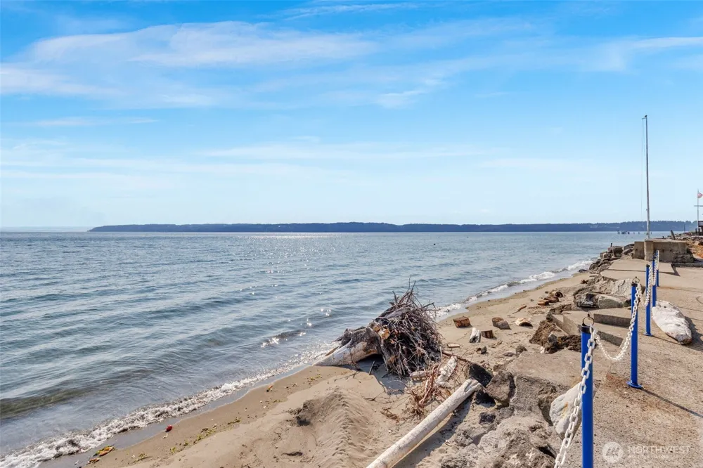 14 S Beach Drive #H Everett, WA 98206