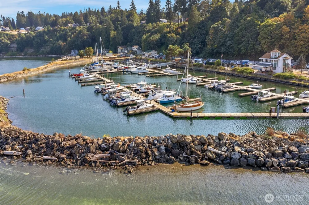 14 S Beach Drive #H Everett, WA 98206