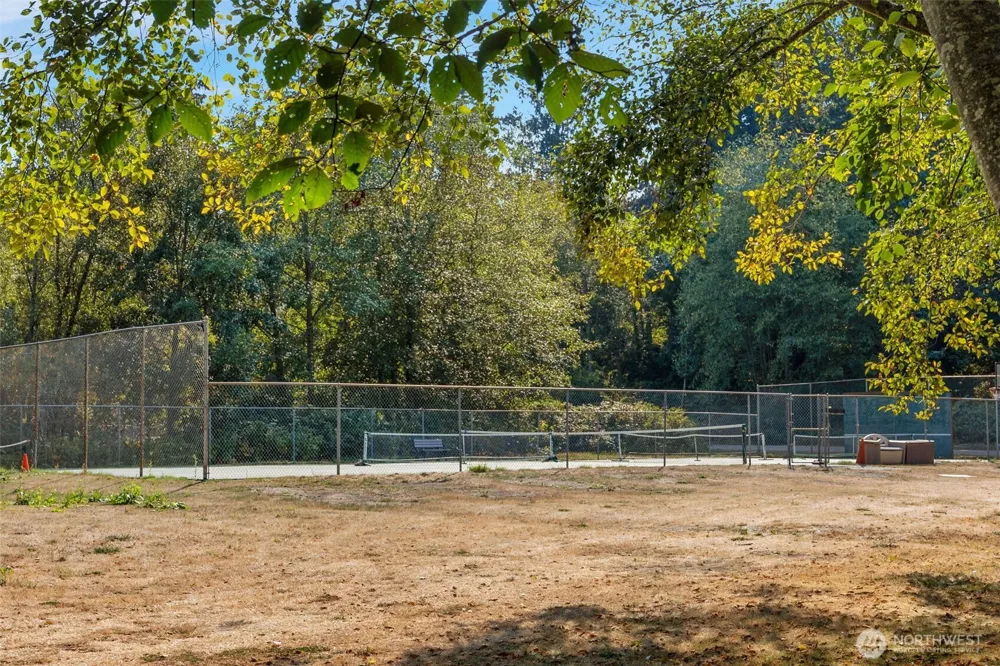 14 S Beach Drive #H Everett, WA 98206