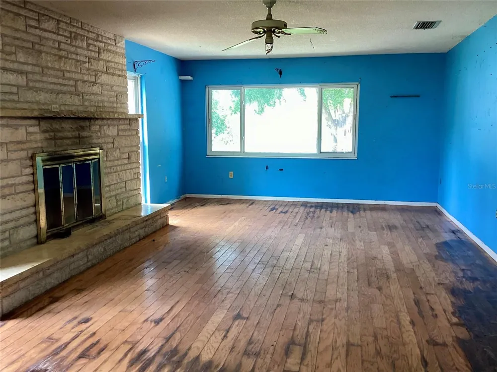 2804 61ST STREET E Palmetto, FL 34221