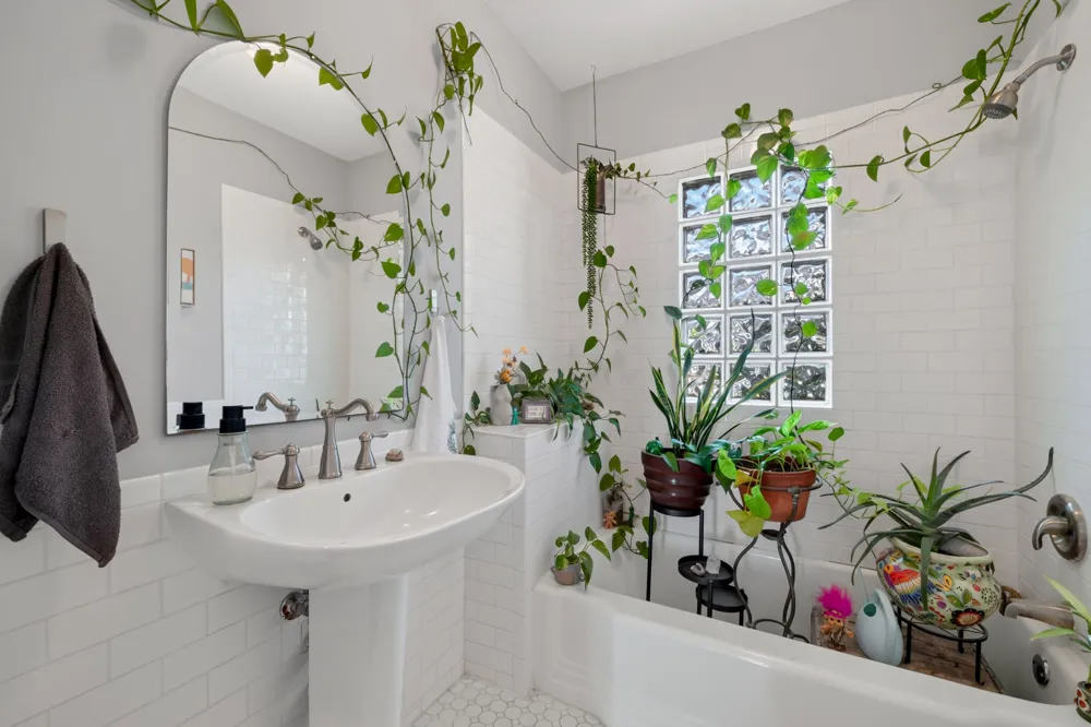 4112 Marathon Boulevard Austin, TX 78756