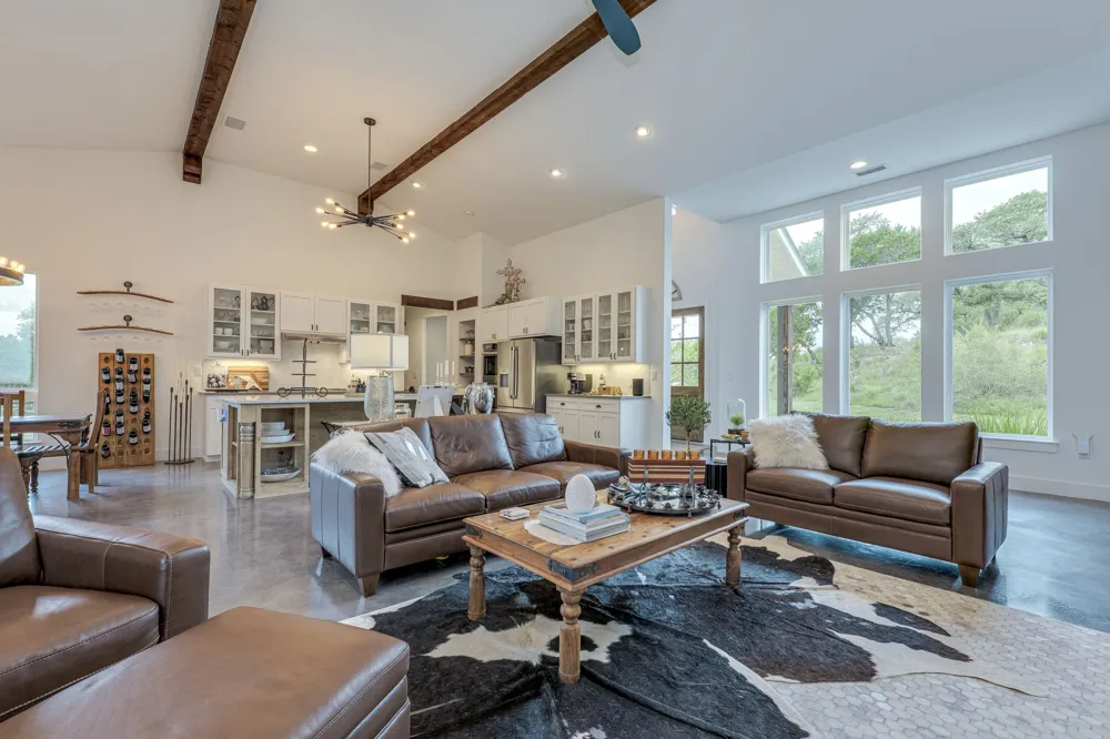 1271 Toro Pass Wimberley, TX 78676