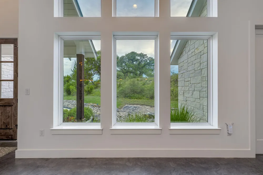 1271 Toro Pass Wimberley, TX 78676