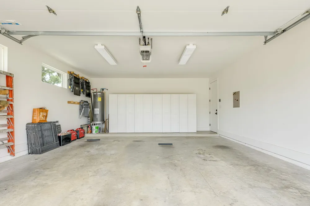 1271 Toro Pass Wimberley, TX 78676
