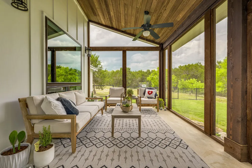 1271 Toro Pass Wimberley, TX 78676