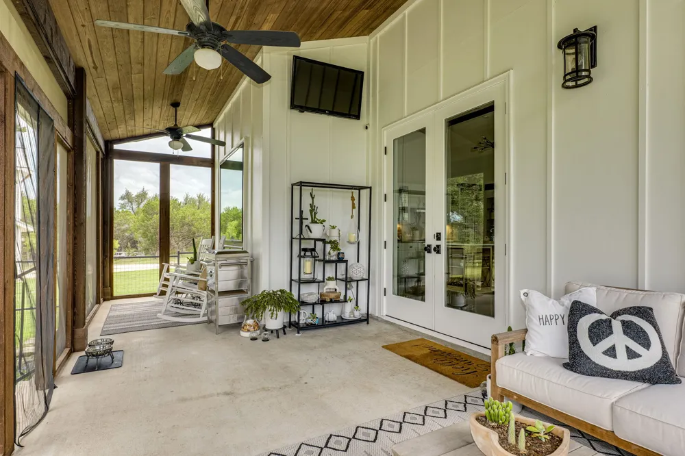 1271 Toro Pass Wimberley, TX 78676