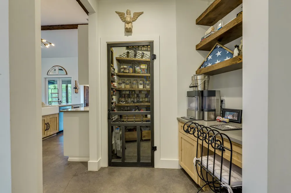 1271 Toro Pass Wimberley, TX 78676