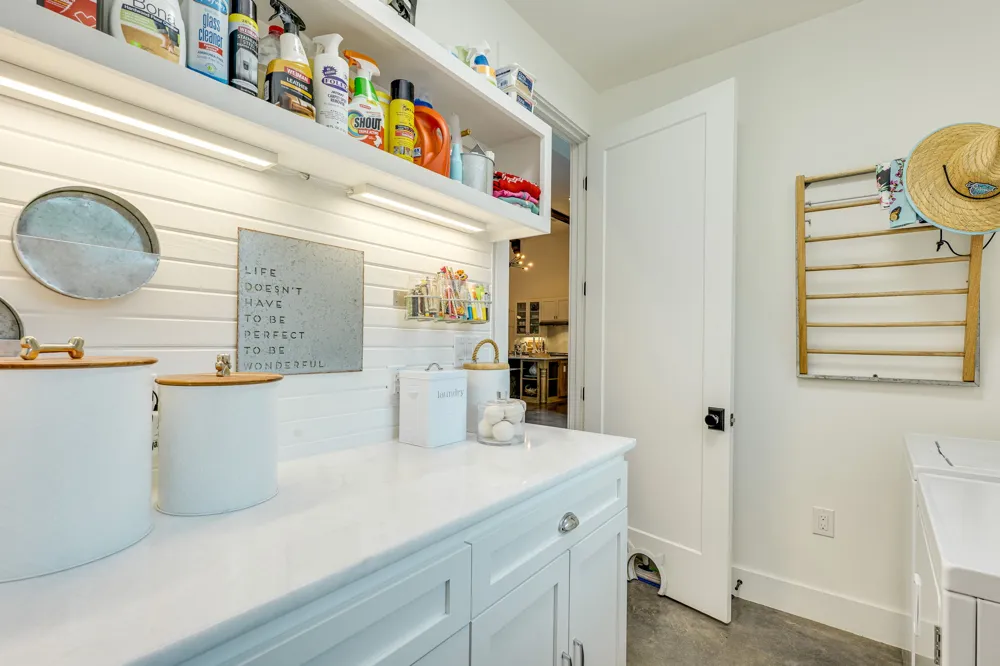 1271 Toro Pass Wimberley, TX 78676