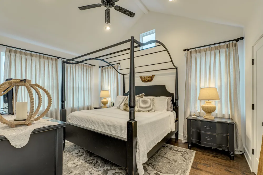 1271 Toro Pass Wimberley, TX 78676