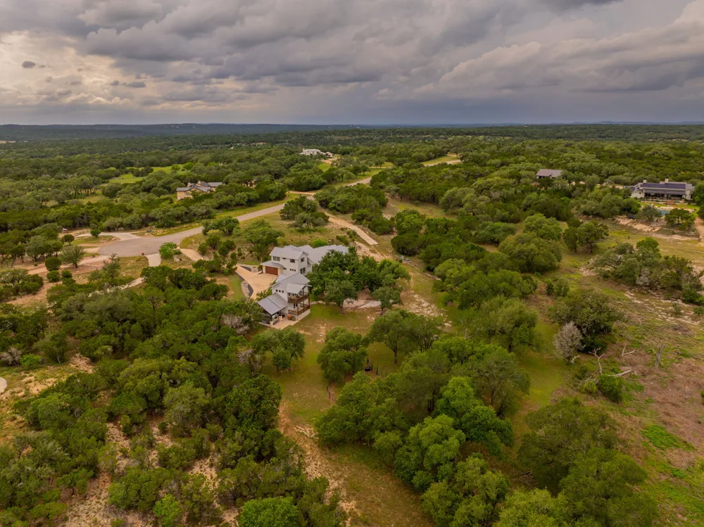 1271 Toro Pass Wimberley, TX 78676