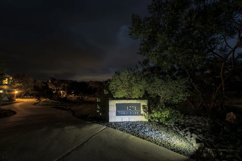 1271 Toro Pass Wimberley, TX 78676