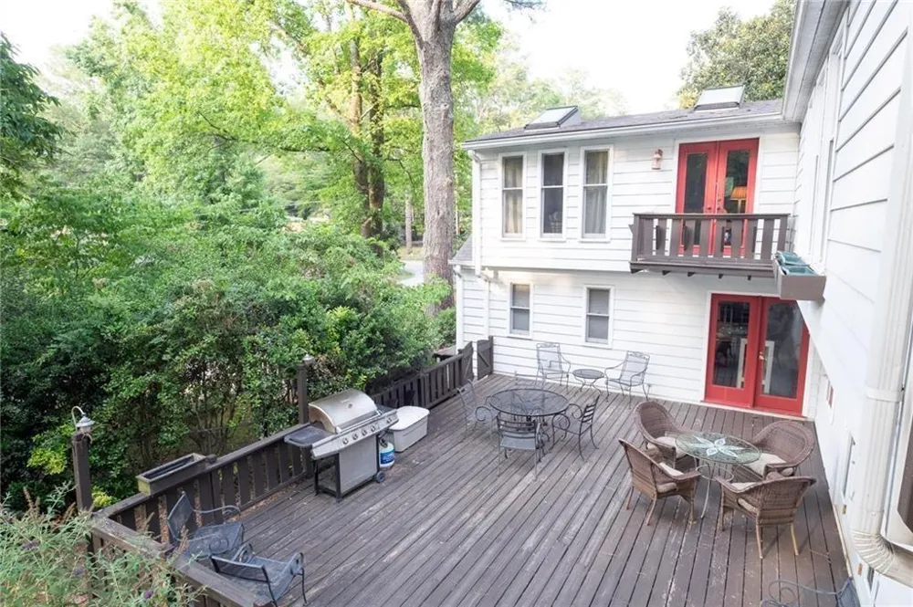 776 Valley Brook Road Decatur, GA 30033