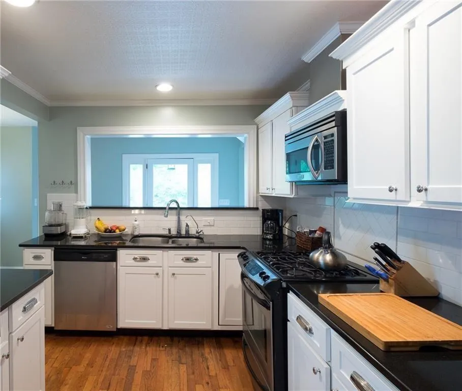 776 Valley Brook Road Decatur, GA 30033