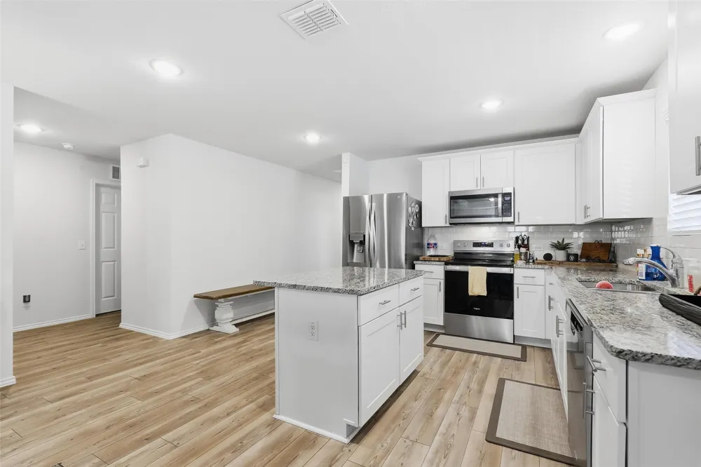 10101 Newtown Drive Fort Worth, TX 76036