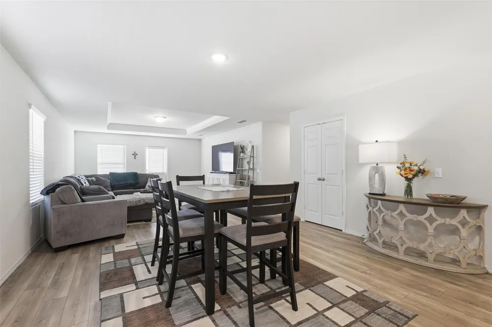 10101 Newtown Drive Fort Worth, TX 76036