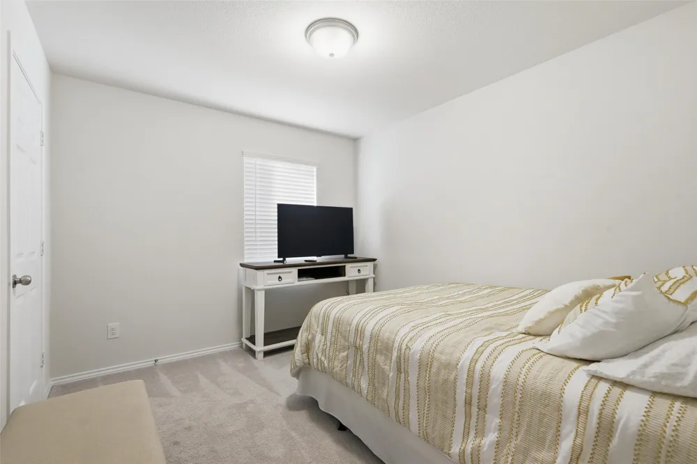 10101 Newtown Drive Fort Worth, TX 76036