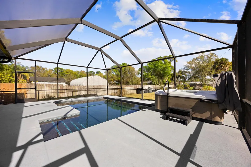 5458 Silver Oak Drive Fort Pierce, FL 34982