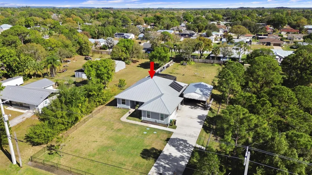 5458 Silver Oak Drive Fort Pierce, FL 34982