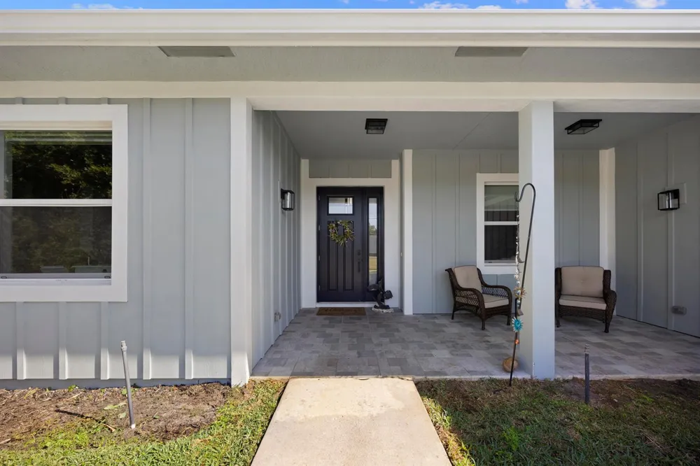 5458 Silver Oak Drive Fort Pierce, FL 34982