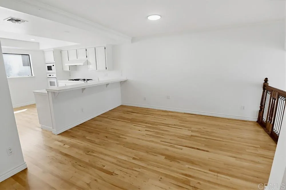 7340 Caminito Carlotta San Diego, CA 92120