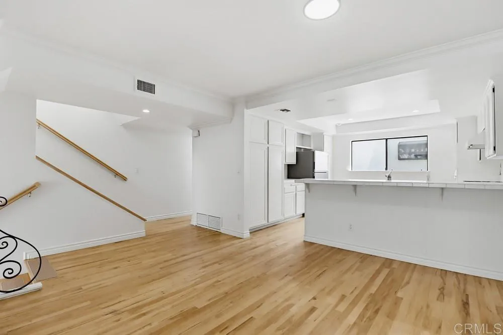7340 Caminito Carlotta San Diego, CA 92120