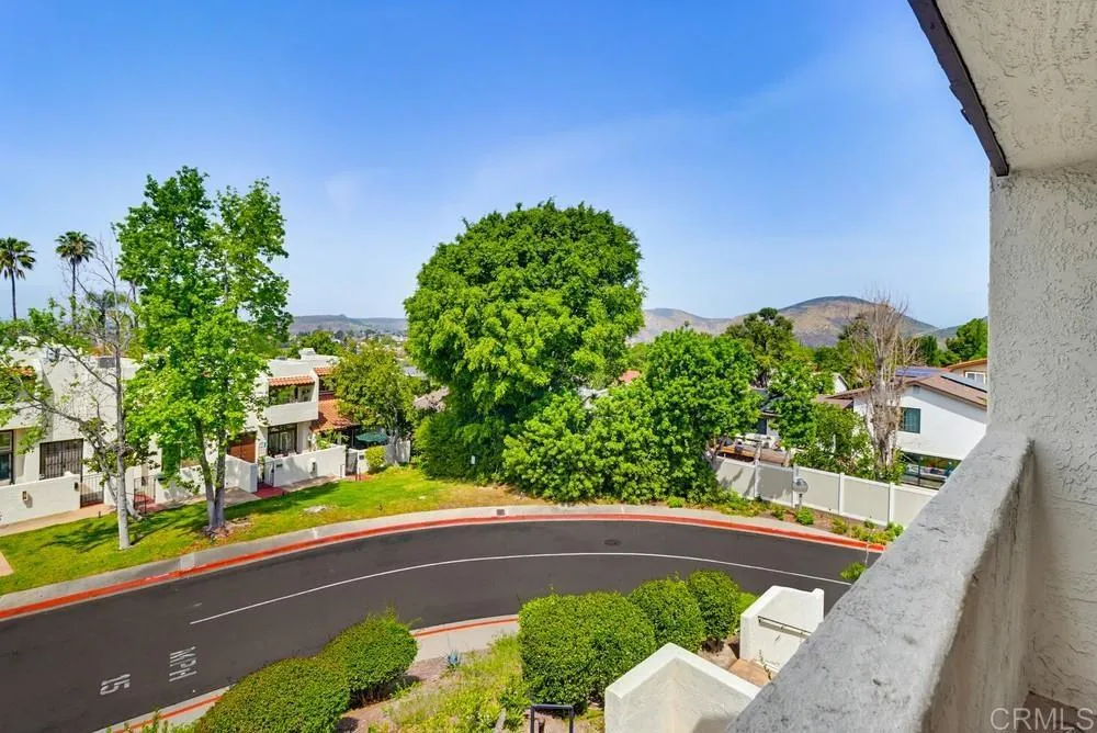 7340 Caminito Carlotta San Diego, CA 92120