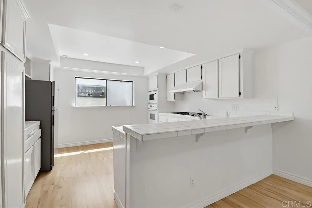 7340 Caminito Carlotta San Diego, CA 92120