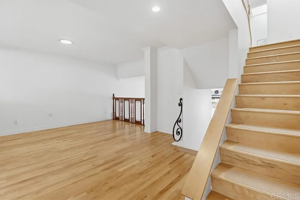 7340 Caminito Carlotta San Diego, CA 92120
