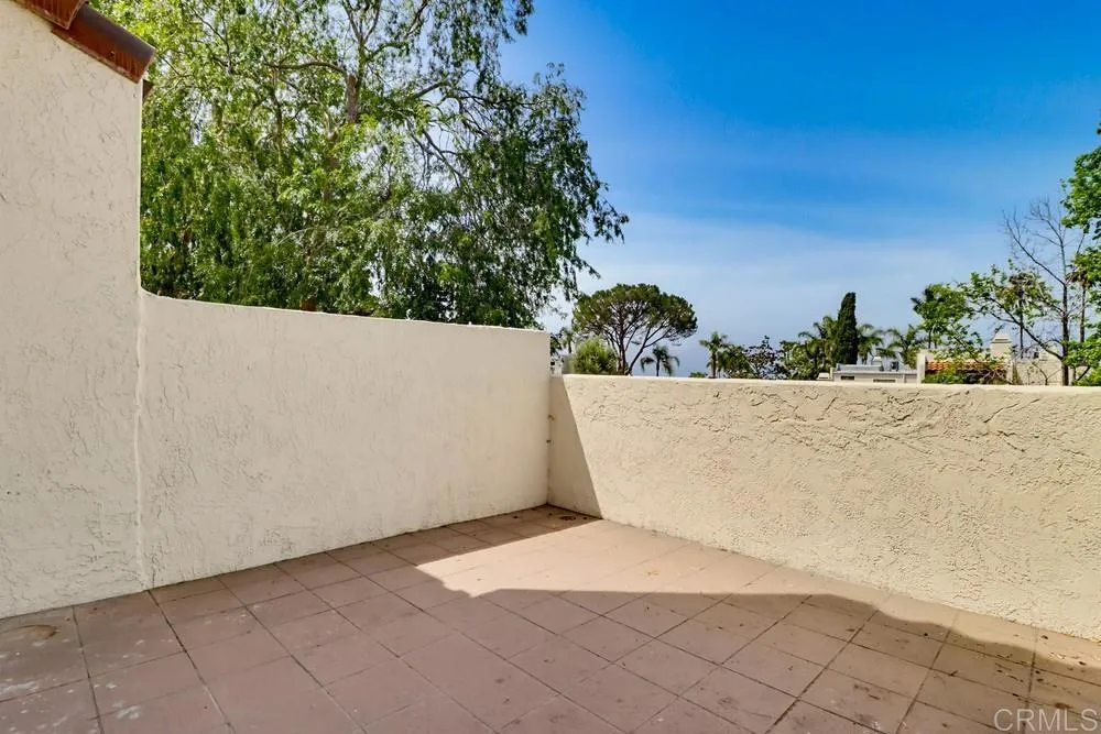 7340 Caminito Carlotta San Diego, CA 92120