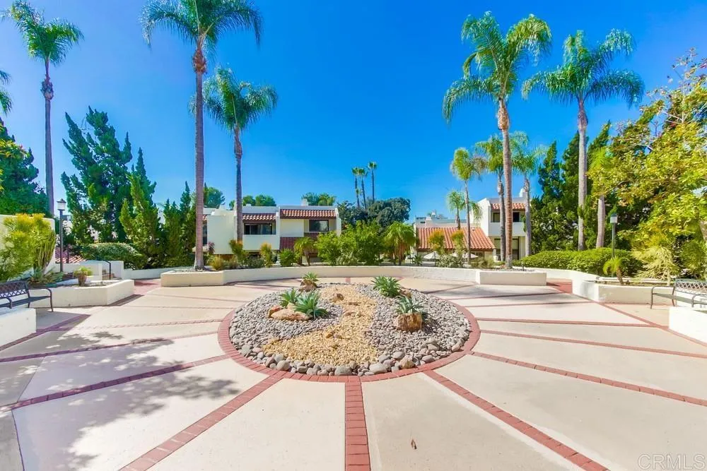 7340 Caminito Carlotta San Diego, CA 92120
