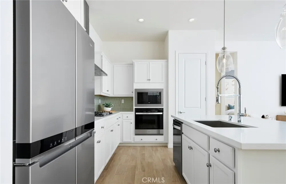 23688 Shoal Drive Corona, CA 92883