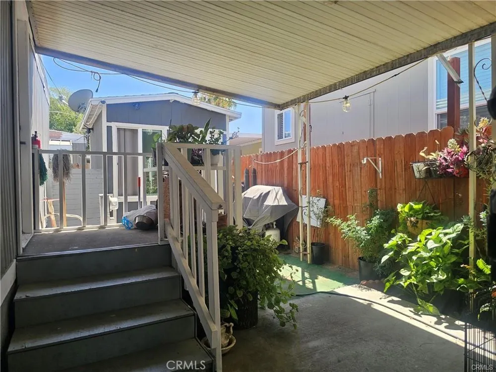 350 San Jacinto #143 Perris, CA 92571