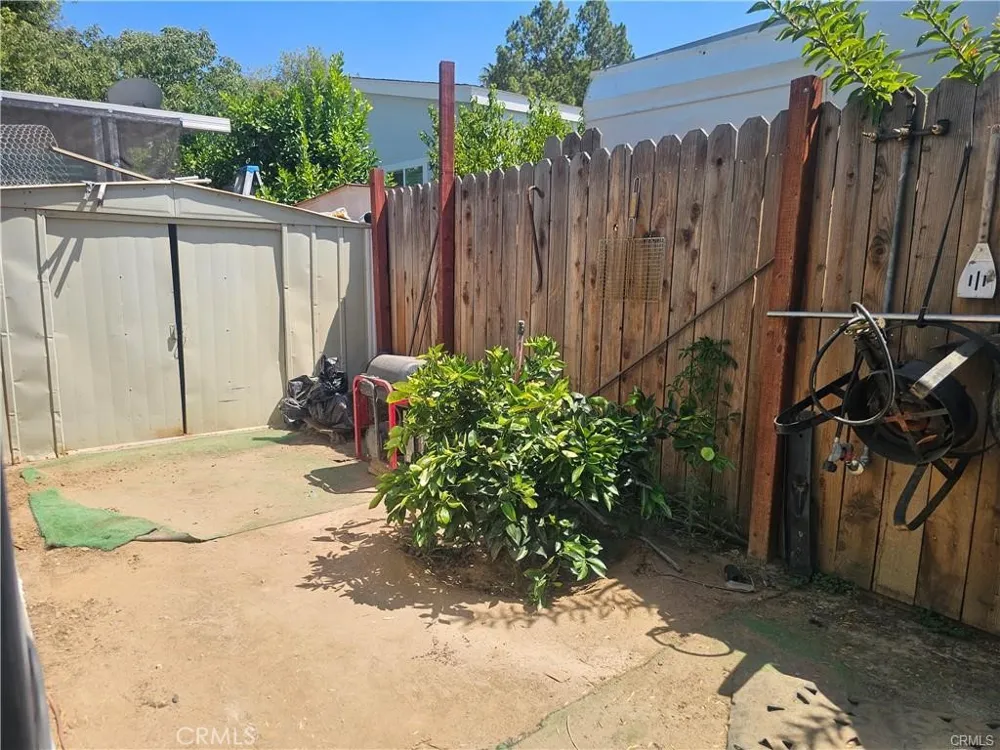 350 San Jacinto #143 Perris, CA 92571