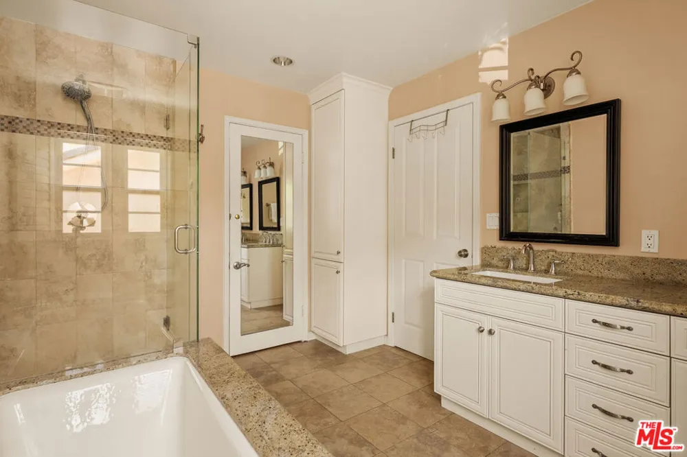 2583 Hutton Drive Los Angeles, CA 90210