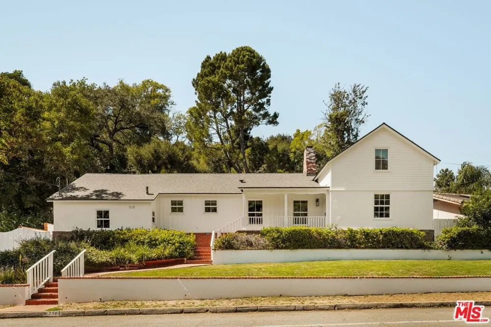 2583 Hutton Drive Los Angeles, CA 90210