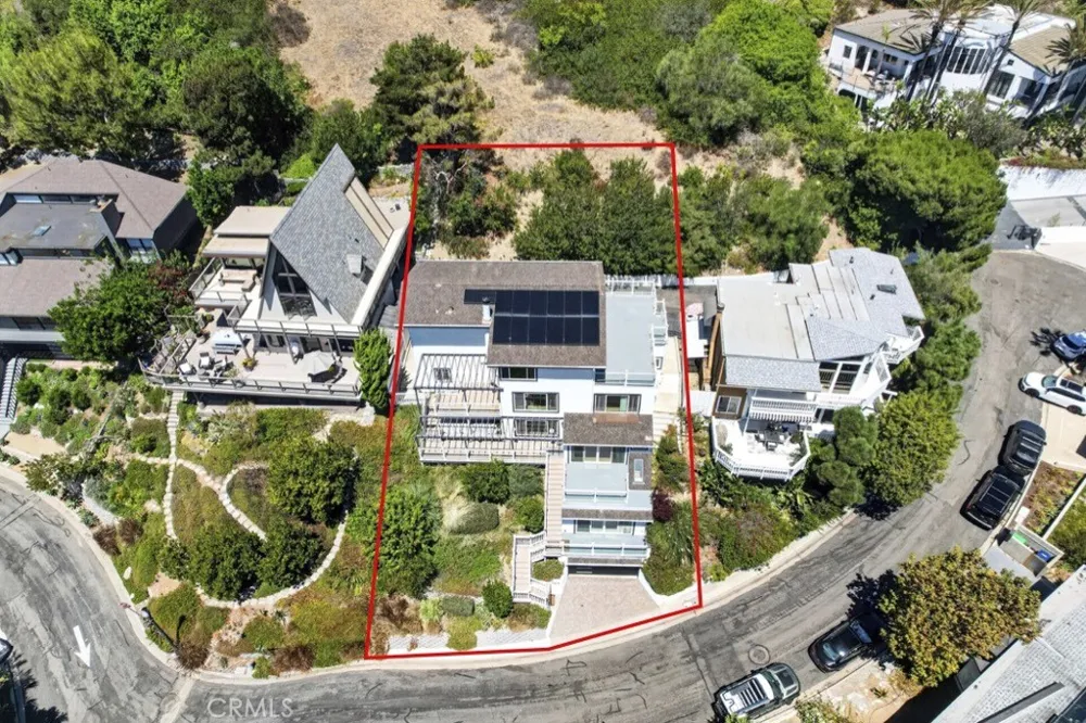 1414 Mar Vista Laguna Beach, CA 92651