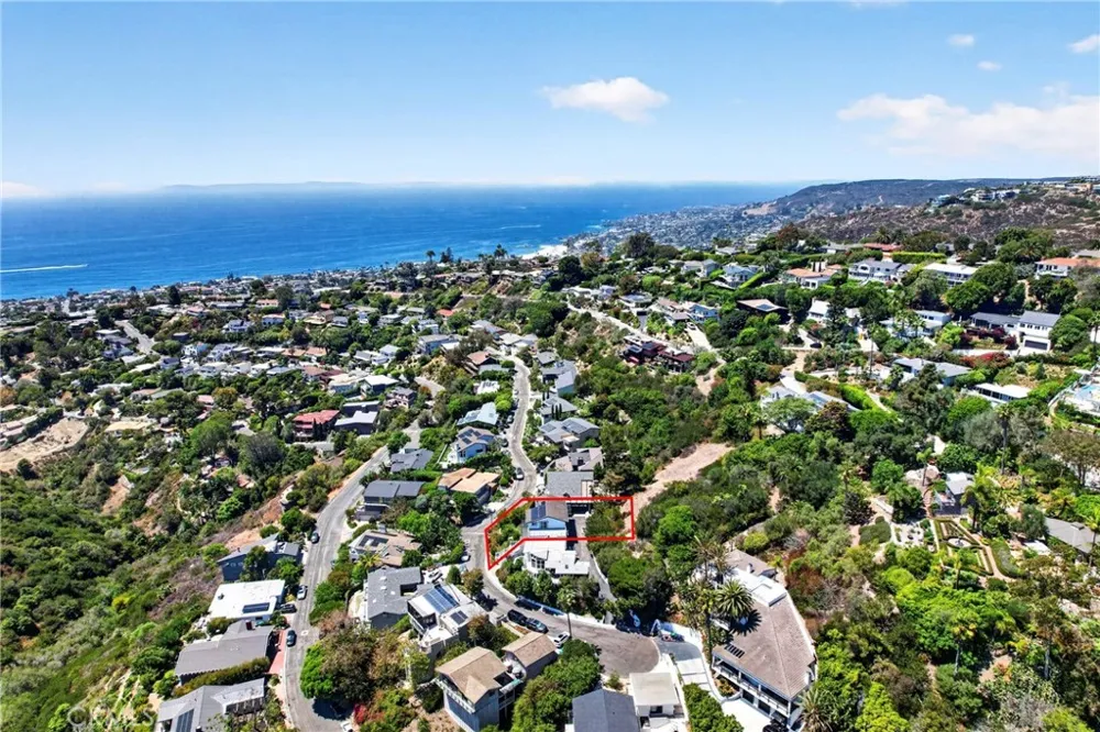 1414 Mar Vista Laguna Beach, CA 92651