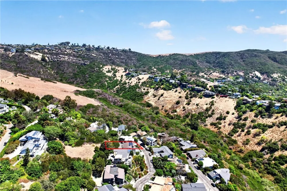 1414 Mar Vista Laguna Beach, CA 92651
