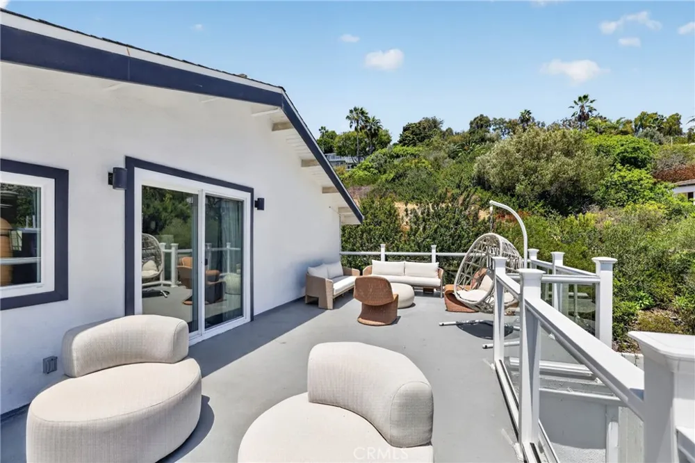 1414 Mar Vista Laguna Beach, CA 92651