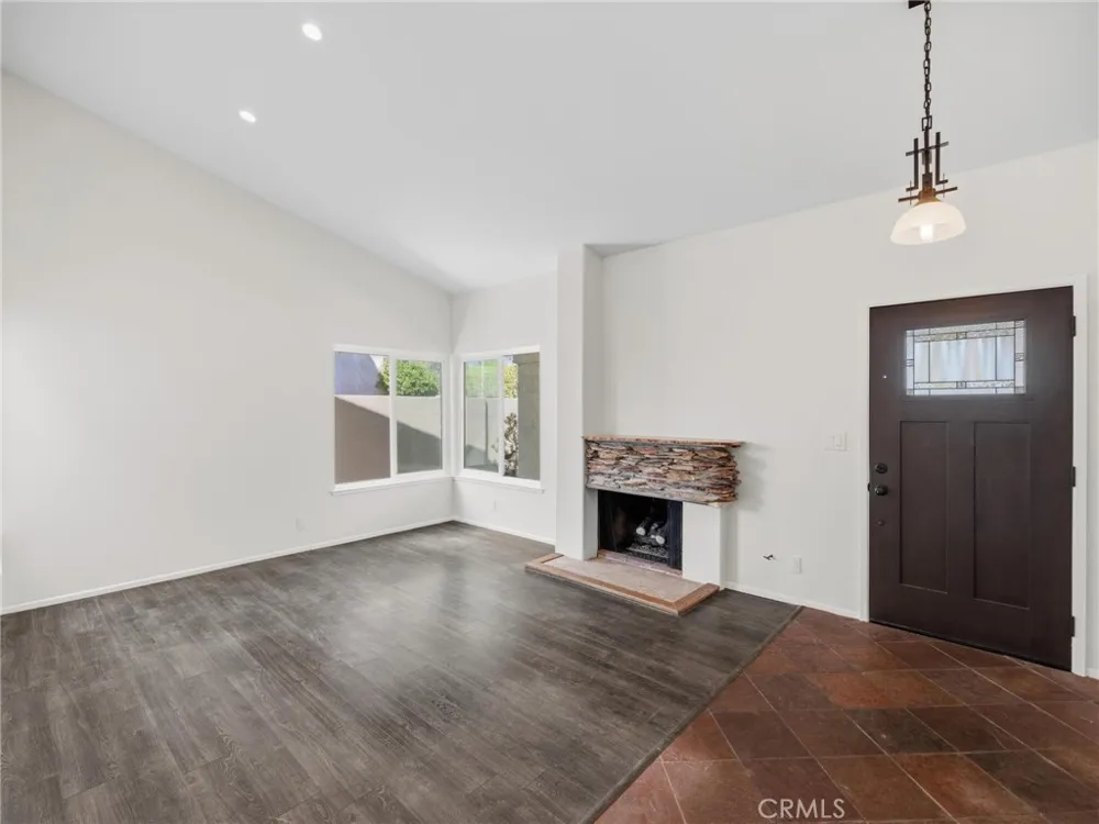 21241 Lochlea Lane Huntington Beach, CA 92646