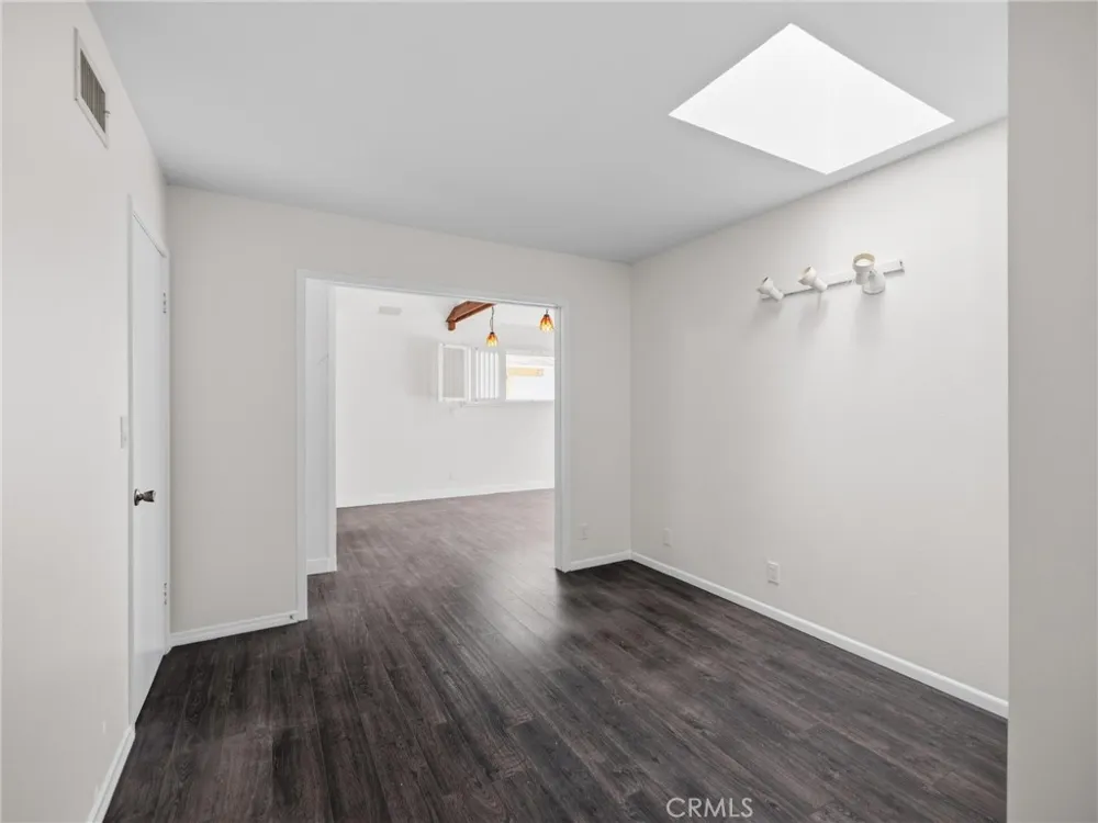 21241 Lochlea Lane Huntington Beach, CA 92646