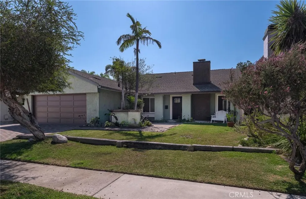 21241 Lochlea Lane Huntington Beach, CA 92646