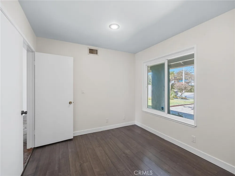 21241 Lochlea Lane Huntington Beach, CA 92646