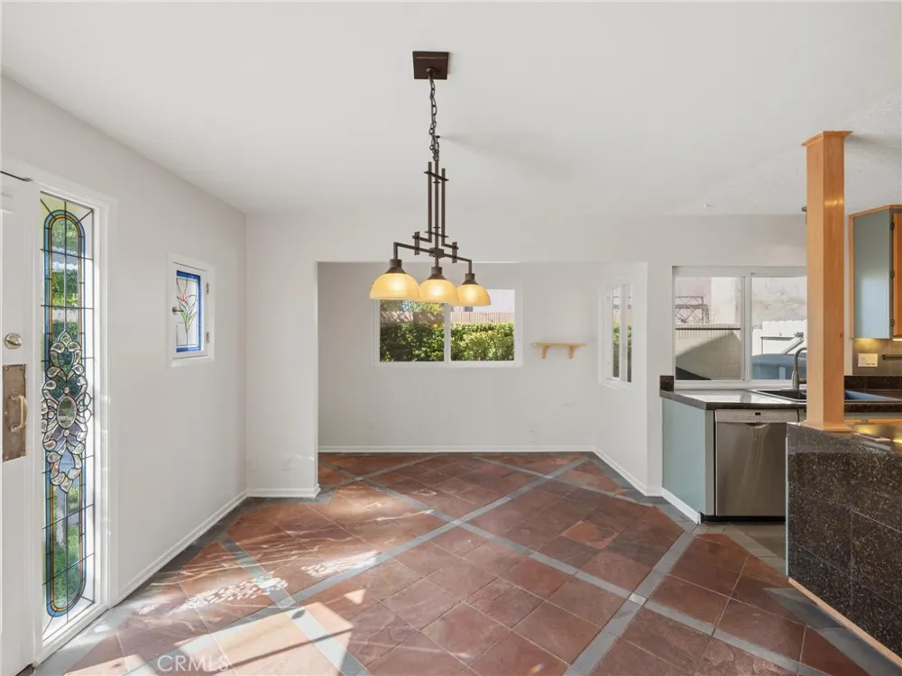 21241 Lochlea Lane Huntington Beach, CA 92646