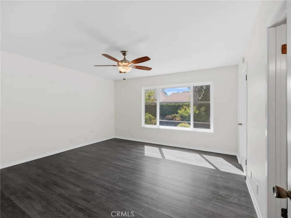 21241 Lochlea Lane Huntington Beach, CA 92646